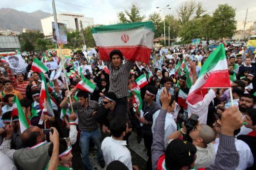 <p><b>17-�ran </b></p>    2013 n�fusu 77,1 milyon     <p>D�nyadaki pay� (Y�zde) 1,11</p>