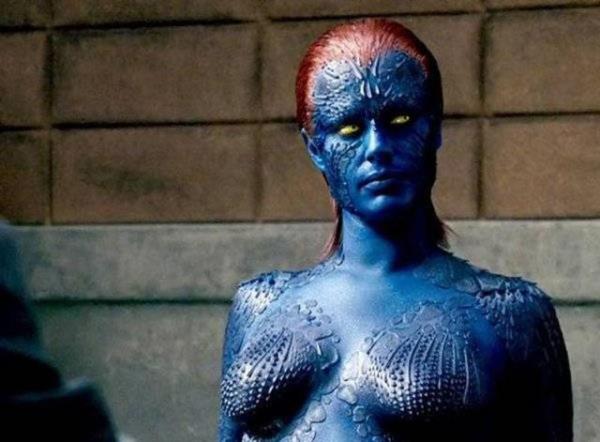 Sinemada maskelerinin ve kostmlerinin altnda grdmz aktrlerin gerek yzleri ve filmlerdeki karakterleri.