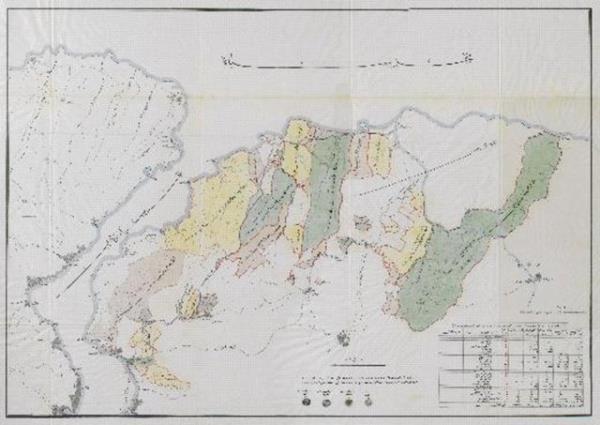 Kitapta yer alan bilgilere gre, byk fotoraf albmleriyle lkenin her yanndaki gelimeleri takip eden II. Abdlhamid, stanbul ve evresini semt semt haritalaryla toplam.