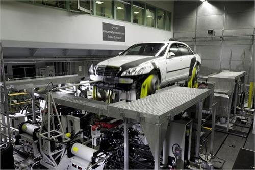 <p><b>25. Mercedes-Benz Trk </b></p>  Cirosu: 5.2 milyar lira