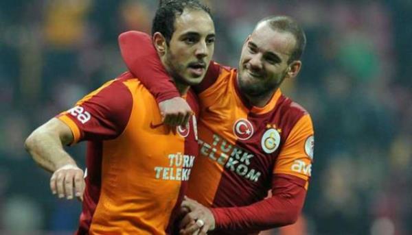 @birsusikikonus Amrabat gol attktan sonra Mancini'nin surat ifadesi 'imdi gol de att, bu adam nasl yollayacaz' eklindeydi ...