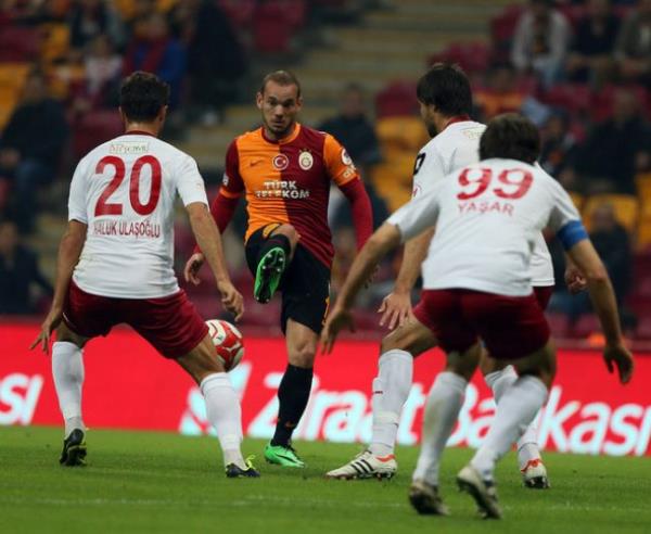 @ibrahim_keten 'Yeni Ronaldo' diye alnan ancak 'Yeni Amrabat' kan Bruma sana da gnaydn.'