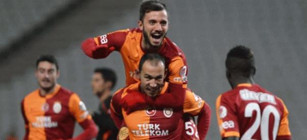 @GsHtsn 90+1'de gol atan Amrabat' neden gnderesin ki Mancini :)