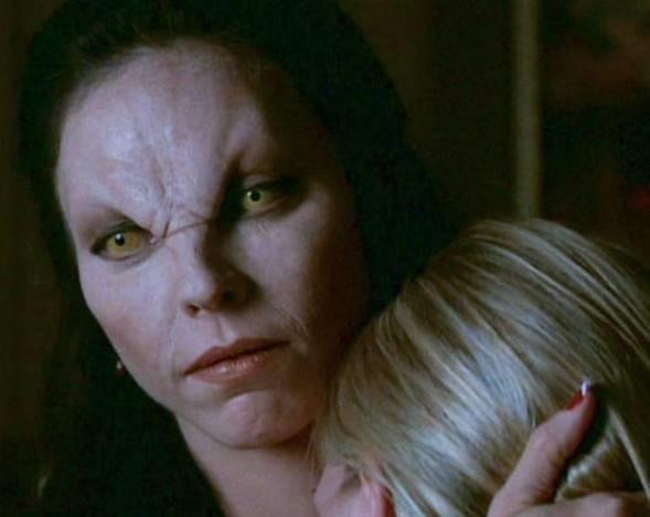 te plastik makyajla klktan kla giren yldzlar...