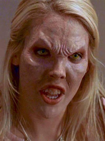 te plastik makyajla klktan kla giren yldzlar...