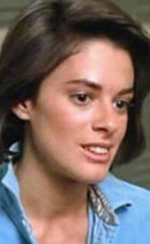 te plastik makyajla klktan kla giren yldzlar...