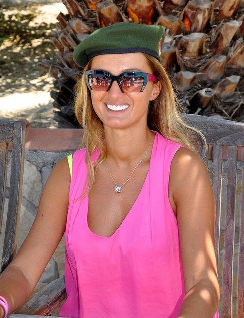 TU�BA �ZAY Sevgili Nejat ��ler ?in sa�l�k durumunu az �nce ��rendim. Umar�m sa�l���na bir an �nce kavu�ur bu Asi �ocuk. Dualar�m�z seninle...