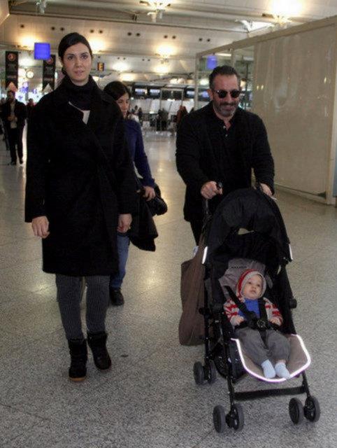 Cem Y�lmaz o�lu Kemal'i s�k g�rebilmek i�in protokole �zel madde koydu. Kemal, okul �ncesi d�nemde her ay�n 1. ve 3. haftalar�n�n sonunda, 2. ve 4. haftalar�nda ise sal� ve per�embe g�nleri 10.00 ile 17.00 aras�nda babada kalacak.