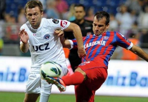 Hakan zmert - Fransa