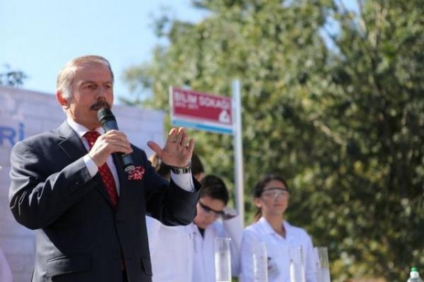 Bayrampaa: Atilla Aydner