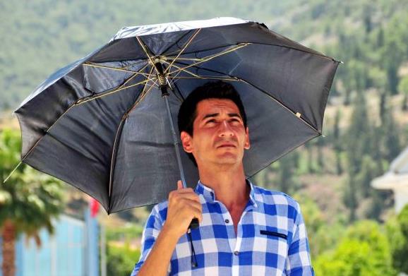 - &#8220;Eylemlerin maliyeti 100 Trilyon liray am. Bu zarar duran adam deil, alan adam deyecek ne yazk ki!&#8221;