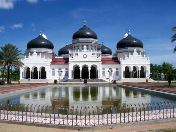 <p><b>Baiturrahman Byk Cami</b></p>  Banda Aceh, Endonezya