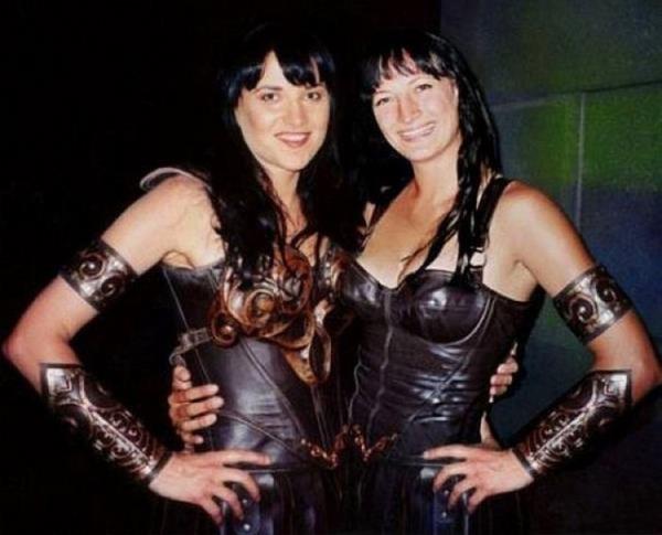 Lucy Lawless ve Zoe Bell