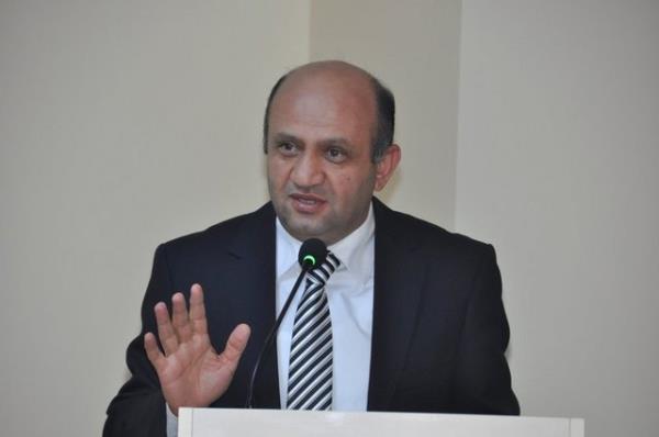 Bilim Sanayi ve Teknoloji Bakan Fikri Ik 4 ocuk babasdr.