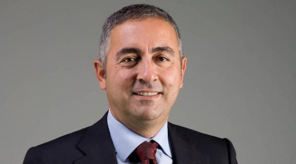 Ergun Babahan da olaylar esnasnda aktif olan kullanclardan biriydi. Babahan'n 'Ferman padiahnsa Taksim bizimdir' ve "Bu tabloya gore meydanda tek marjinal grup var, o da polis!" tweetleri hala hafzalardaki yerini koruyor!