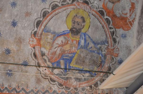 Cami cemaatinden erif naz (84) ise "Caminin daha nce kilise olmas bizi rahatsz etmiyor. 1924'ten bu tarafa ibadetlerimizi burada yapyoruz" ifadelerini kulland.