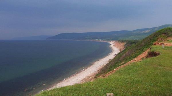 <p>21. En Uzun Sahil eridi - Kanada </p>  Neredeyse 95.000 kilometre uzunlua sahip. (girintiler kntlarla)