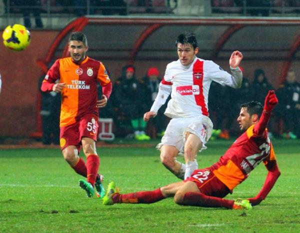 SON DAKKA! Sabri Sarolu'nun att golden sonra Aaron Ramsey'den haber alnamyor