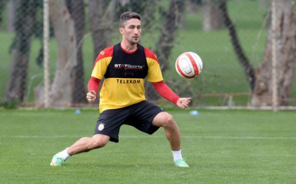 Sabri bile gol att. Sen Bir Forvet Alamadn KANKA ? @Trabzonspor