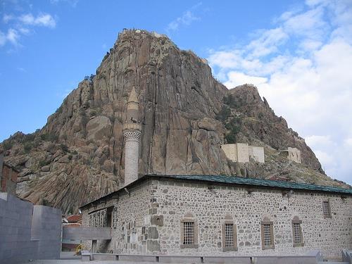 Afyonkarahisar 56 bin 585