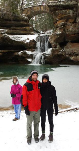 Bazen bilerek, bazen de istem d, kadraja son anda dahil olan kiiler planlanan fotorafn bozulmasna neden oluyor.