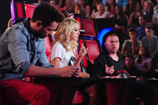 <p><b>5 maddede O Ses Trkiye'ye hazrlk</b></p>     Twitter'da Cerilevis lakabyla fenomen olan mr zdemir'in yazsnda klasik ekran ovuna dnen argmanlar yer alyor. te, zdemir'in Vatan Gazetesi'ndeki kesinde 'O Ses Trkiye'ye hazrlk kursu' balyla yazd o yaz: