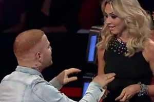 <p><b>DERS 4</b></p>     Eer kimse dnmez ve jriden biri 'Ben senin sesini ok beendim, keke dnseydim udur budur, kusura bakma' derse 'ok beenmimi!