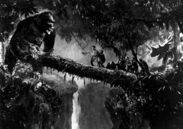 King Kong'un akna anlam veremeyen Ann ve ekibi onu etkisiz hale getirip Broadway ovunda kullanmak iin gemiyle New York'a gtrr.