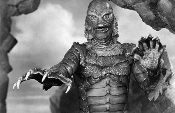 <p><b>12. Gill-man </b></p>  Jack Arnold'un nemli filmelerinden, The Creature from to Black Lagoon, Amazon Nehri boyunca fosil arayan bilimsel keif ekibi efsanevi Black Lagoon'daki tarih ncesi devre ait Gill-man'i kefeder.