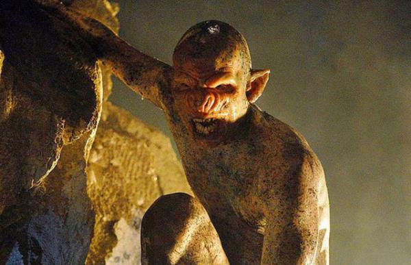<p><b>6. The Humanoid Crawlers </b</p>  The Descent filminin yaratklar, tamam kadn olan 6 maara ekibinin bir maarada skmas ve hayatta kalmaya almas zerine kurulan filmde karmza kyor.