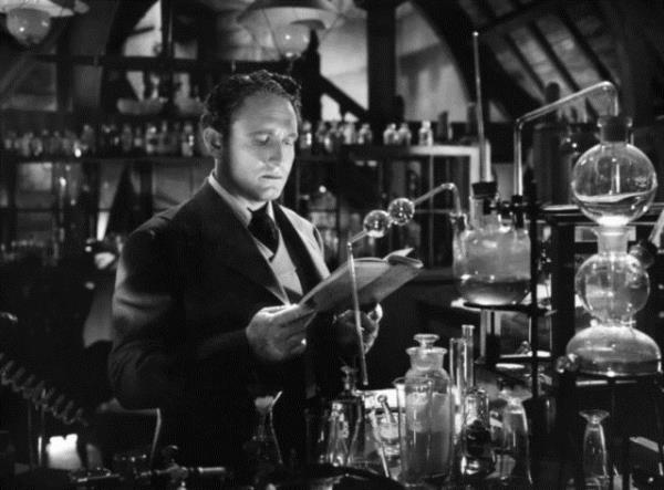 <p><b>10. Mr. Hyde </b></p>  Dr. Jekyll and Mr. Hyde filminin kt karakteri, Mr. Hyde de listede kendisine yer bulmay hakeden bir yaratk. Dr. Jekyll, her insann iinde hem iyi hem de kt...