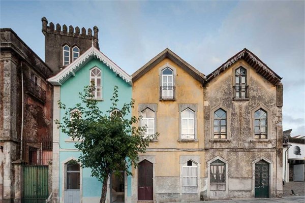 <p><b>En iyi yenileme</b></p>  Portekiz'de yer alan Cusps Chalet saray bu yln en iyi yenilenen binas olarak gsterildi.