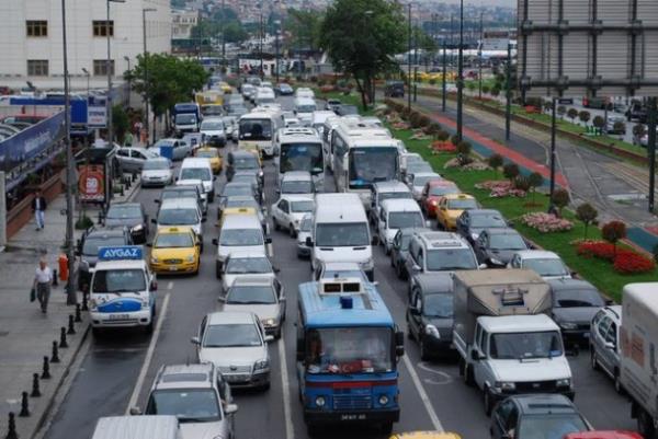 Buna gre, en ok kaza eyll aynda gerekleti. Eyllde kazalar 10.00 ? 17.00 ve 17.00 ? 24.00 saatleri arasnda meydana geldi. Eyll aynda youn stanbul trafiinde genellikle hasarl kazalar meydana geldi.