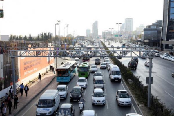 <p><b>FSM KPRS AVRUPA ANADOLU YN:</b></p>   Gie ncesindeki kazalar OGS-HGS eritleri arasndaki geilerden, gie sonrasndaki kazalar ise kprye doru yolun daralmasndan kaynakl meydana geliyor.