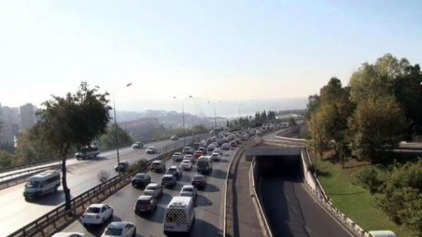 <p><b>BOAZ KPRS ANADOLU VE AVRUPA YN:</b></p>   FSM Kprs kadar olmasa da Boazii'nde de Anadolu ve Avrupa ynnde sk sk kazalar yaanyor. zellikle lml ve yaralanmal kazalar bu kprde daha ok meydana geliyor.