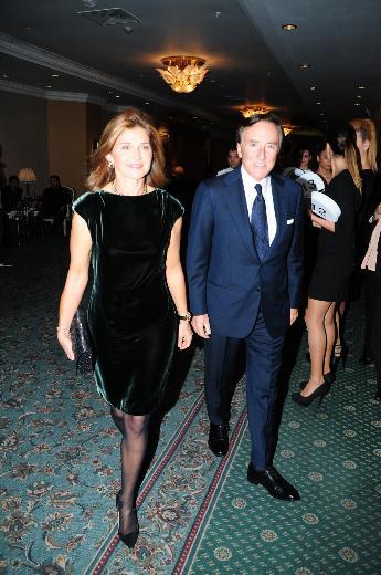 Trkiye'nin sanat alannda en nemli sivil toplum kurulularndan biri olan stanbul Kltr Sanat Vakf'nn (KSV)  yldr bakanln yrten Blent Eczacba, bu apkasyla Yln  nsanlar Yarmas'nda Yln Sivil Toplum nderi dlne layk grld.