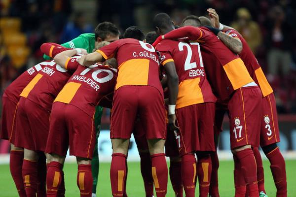 - 6-0  konusmayp Puan farknn 7 olduunu konuan Asil taraftar bi baka arkada