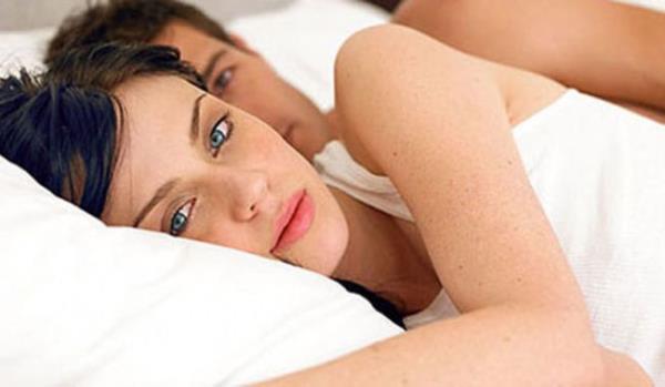 Kadnda ksrla iyi geliyor: Arjantinli uzmanlar, ocuk sahibi olamayan bir grup kadn zerinde testler yapt. Kadnlardan bir blmne sadece ksrlk ilac, dier gruba ise ksrlk ilacyla birlikte 100 miligram Aspirin verildi. Aspirin, yumurtalkta kan dolamn artrd iin, ilac Aspirinle alanlarn hamile kalma ans yzde 40 artt. Sadece ksrlk ilac alanlarda ise yzde 20 art grld.