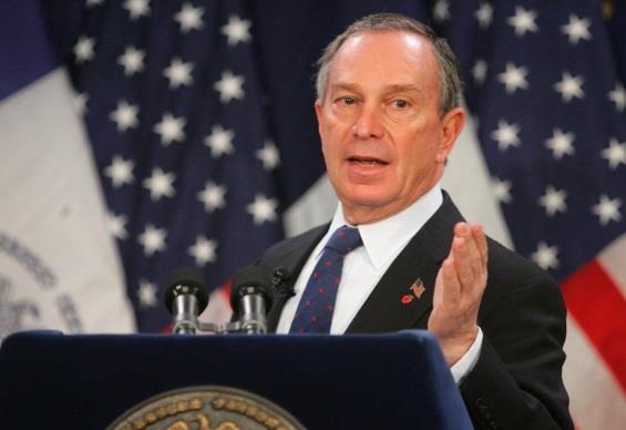 <p><b>Michael Bloomberg ? Bloomberg Kurucusu</b></p>   u an Amerika'nn en zengin 8. Kiisi olan Micheal Bloomberg orta halli bir ailede byd. u anda New York Belediye Bakan olan Bloomberg, i yaantsna otopark grevlisi olarak balad.