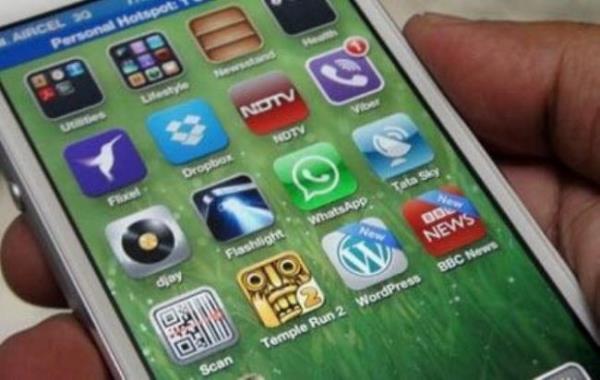 iPhone'larda durum gizlemek mmkn olsa da Android cihazlarda bu mmkn deildir. Whatsapp ilgintir ki Android ve BlackBerry srmlerine bu zellii bandan beri eklememitir. Peki Android'de gizlenmenin hi mi yolu yok? Elbette var