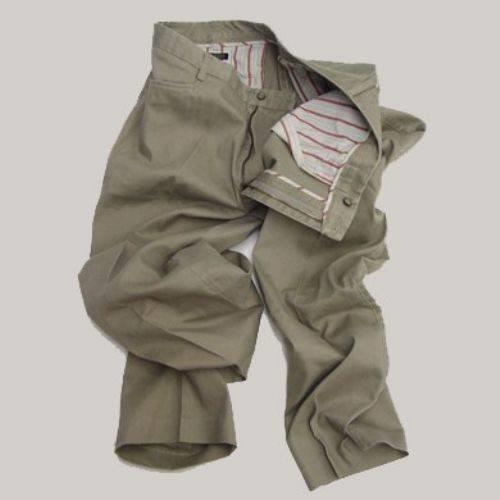 Aziz Pantalone, ba vurulurken isminin vazgeilmez bir giysiye verileceini herhalde tahmin etmiyordu.Pantolonlar 18. yzylda hl tam olarak geliimini tamamlayamam, ksa pantolonlar eklinde retiliyordu.