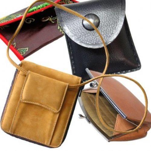 Latincesi bursa olan czdann atas kese olarak bildiimiz, bzgl torbalard ve cebin kefinden nce olduka elzemdi.