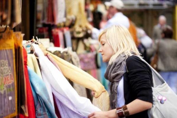 28. Hibir rne etiket koymayp her eyi sormak zorunda brakan satclar.