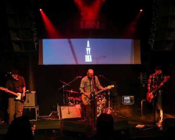 11 - Ayyuka / Namk Abi?nin Trks