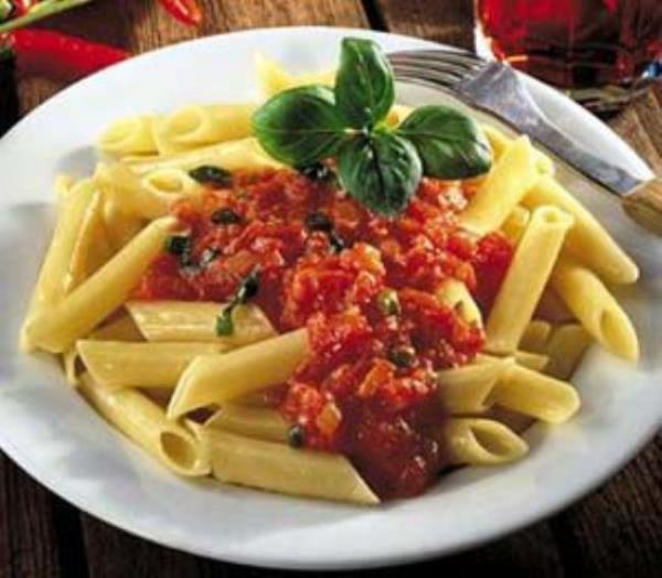 27. MAKARNA: Hamurdan yaplan makarnann fazla tketilmesi mide hastalklarna neden oluyor.