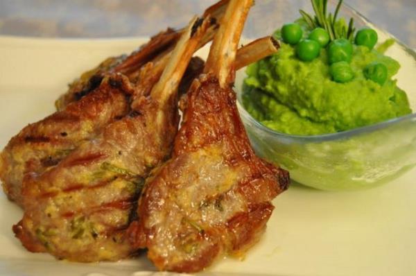 Srf protein yediinizde belki hzl kilo verirsiniz ama kalpte ritim bozukluklar, kemik erimesi, tansiyon, kalp-damar hastalklar ve gut gibi hastalklar yakanza yapabilir." diyor.