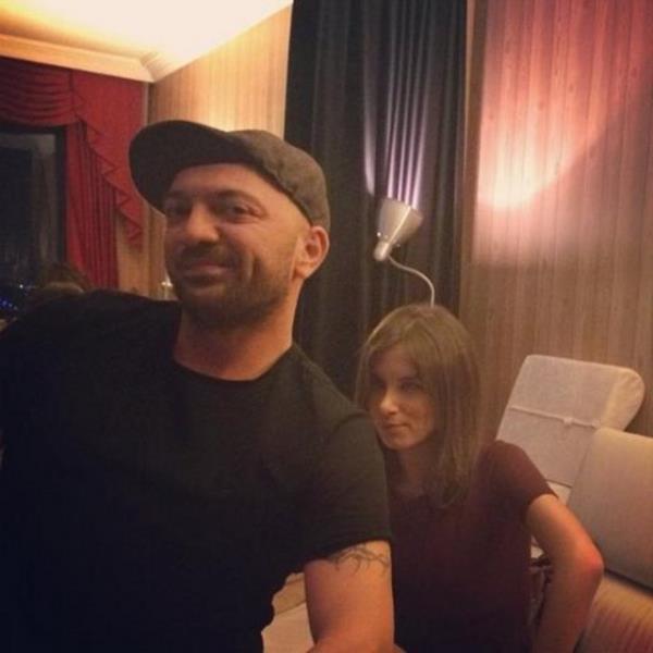 CEYHUN YILMAZ Arkamda biri mi var