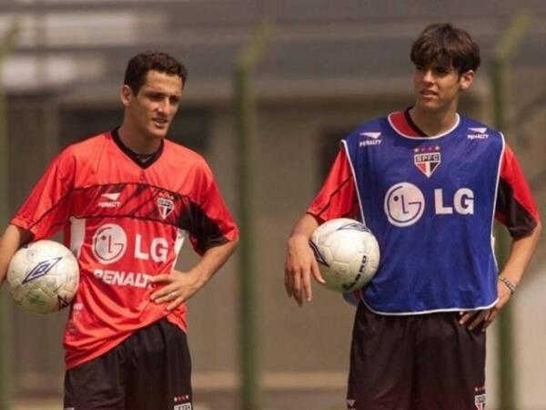 Kaka ve Juliano Belletti