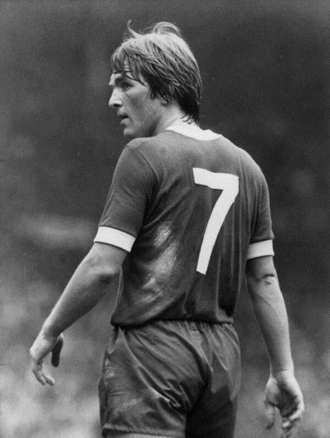 Liverpool'un efsanevi oyuncusu ve teknik direktr Kenny Dalglish.