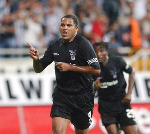 Ailton bir dnem Beikta formas giymiti.